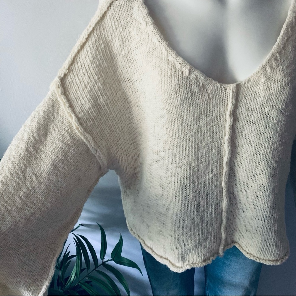 u r b a n :: Slouchy Raw Exposed Seam Knit Sweater - Picture 3 of 13